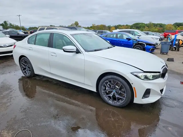 BMW 330XI 2025