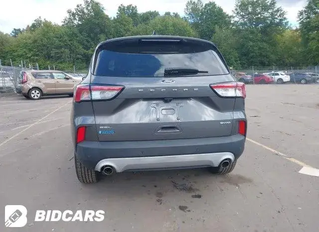 FORD ESCAPE SEL 2022