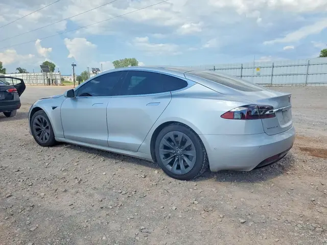 TESLA MODEL S 2018