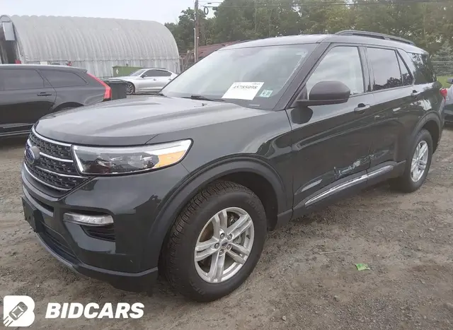 FORD EXPLORER XLT 2022
