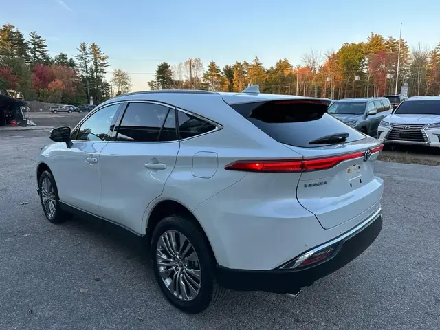TOYOTA VENZA 2024