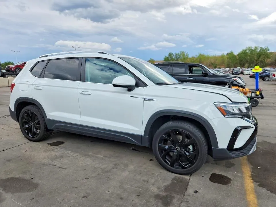 VOLKSWAGEN TAOS SE IQ DRIVE 2022