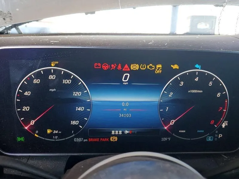 MERCEDES-BENZ GLC 300 2023