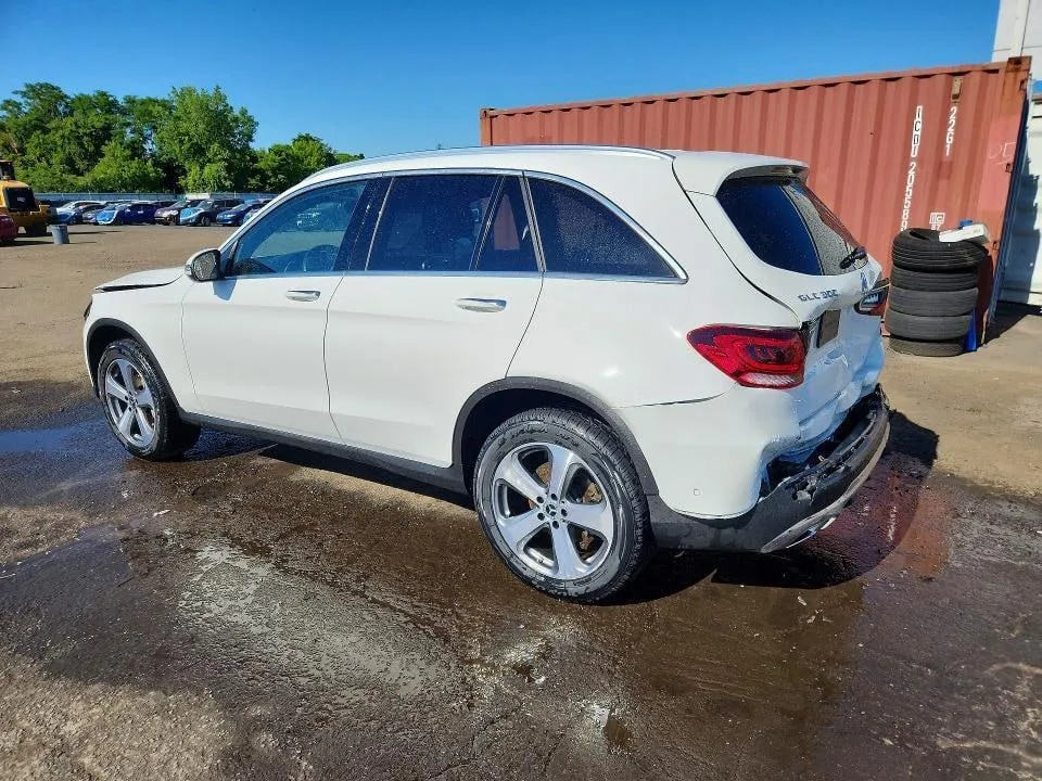 MERCEDES-BENZ GLC 300 4MATIC 2022