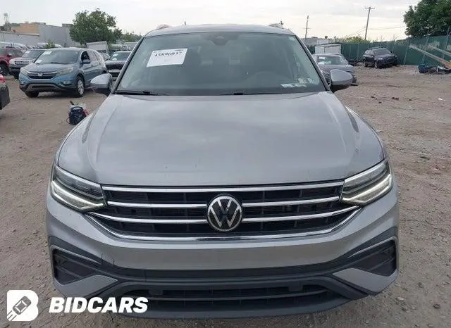 VOLKSWAGEN TIGUAN 2.0T SE 2022