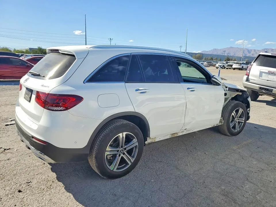 MERCEDES-BENZ GLC 300 4MATIC 2021
