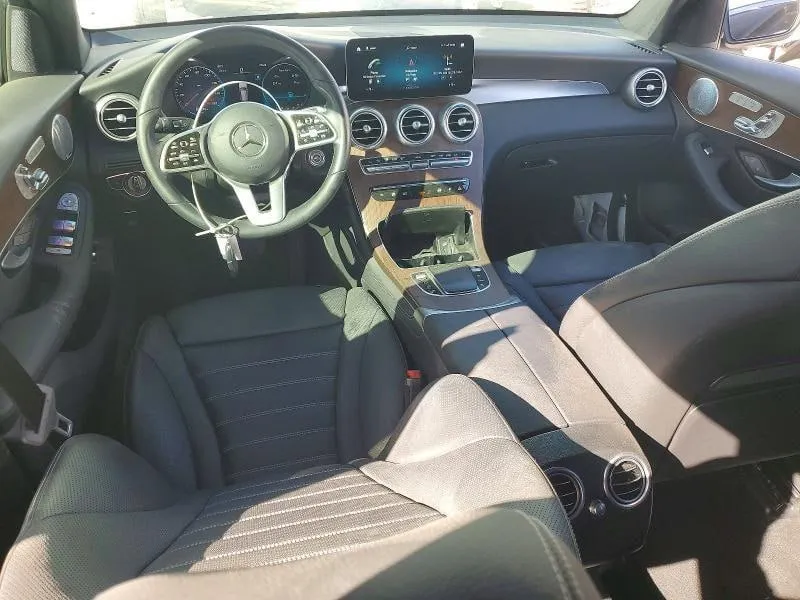 MERCEDES-BENZ GLC 300 4MATIC 2021