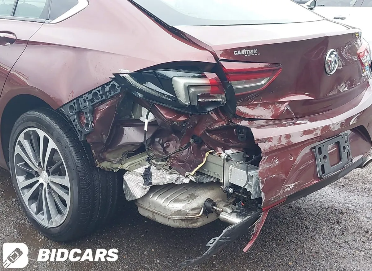 BUICK REGAL SPORTBACK FWD PREFERRED II 2019