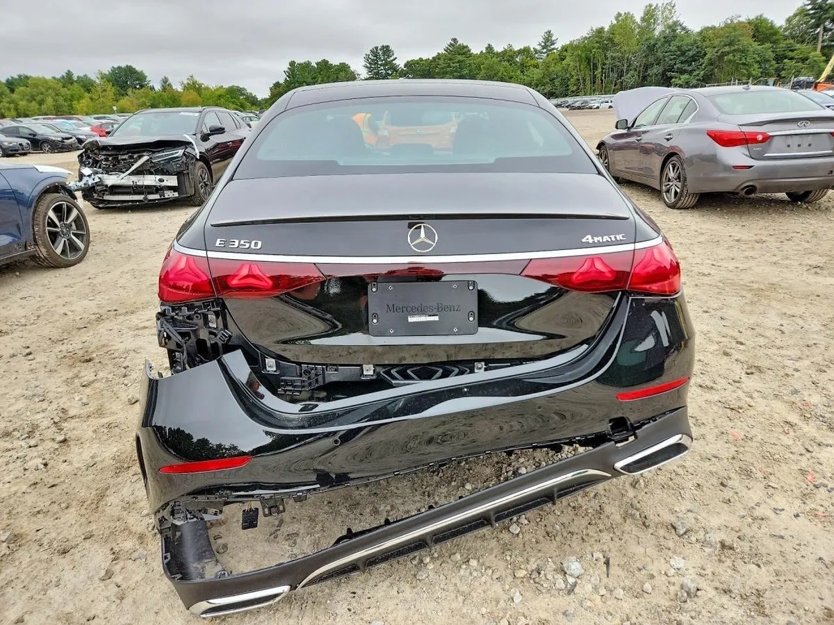 MERCEDES-BENZ E-CLASS 350 4MATIC 2026