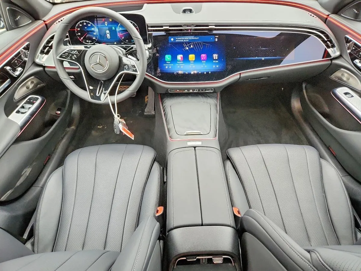 MERCEDES-BENZ E-CLASS 350 4MATIC 2026