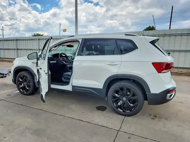 VOLKSWAGEN TAOS SE IQ DRIVE 2022