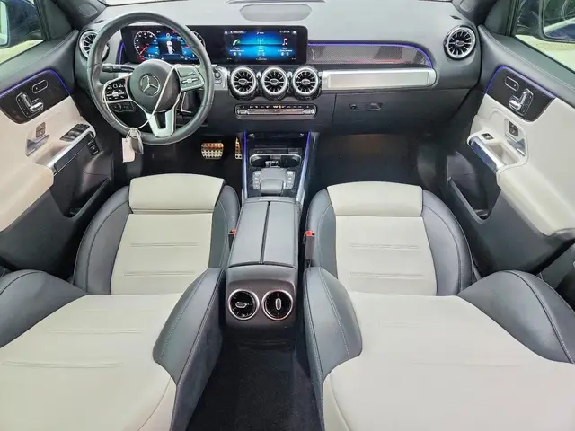 MERCEDES-BENZ GLB 250 2023