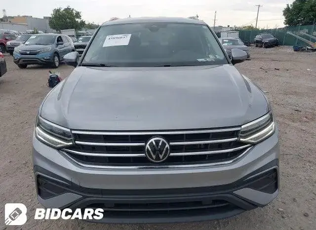 VOLKSWAGEN TIGUAN 2.0T SE 2022