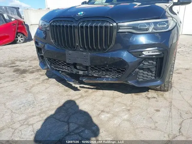BMW X7 SPORTS ACTIVITY VEHICLE 2022