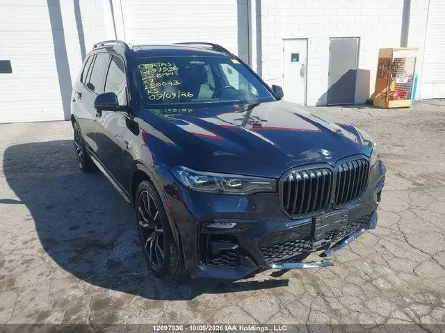 BMW X7 SPORTS ACTIVITY VEHICLE 2022