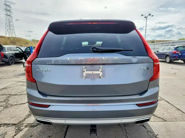 VOLVO XC90 T6 2016