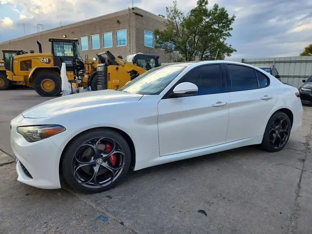 ALFA ROMEO GIULIA TI Q4 2018