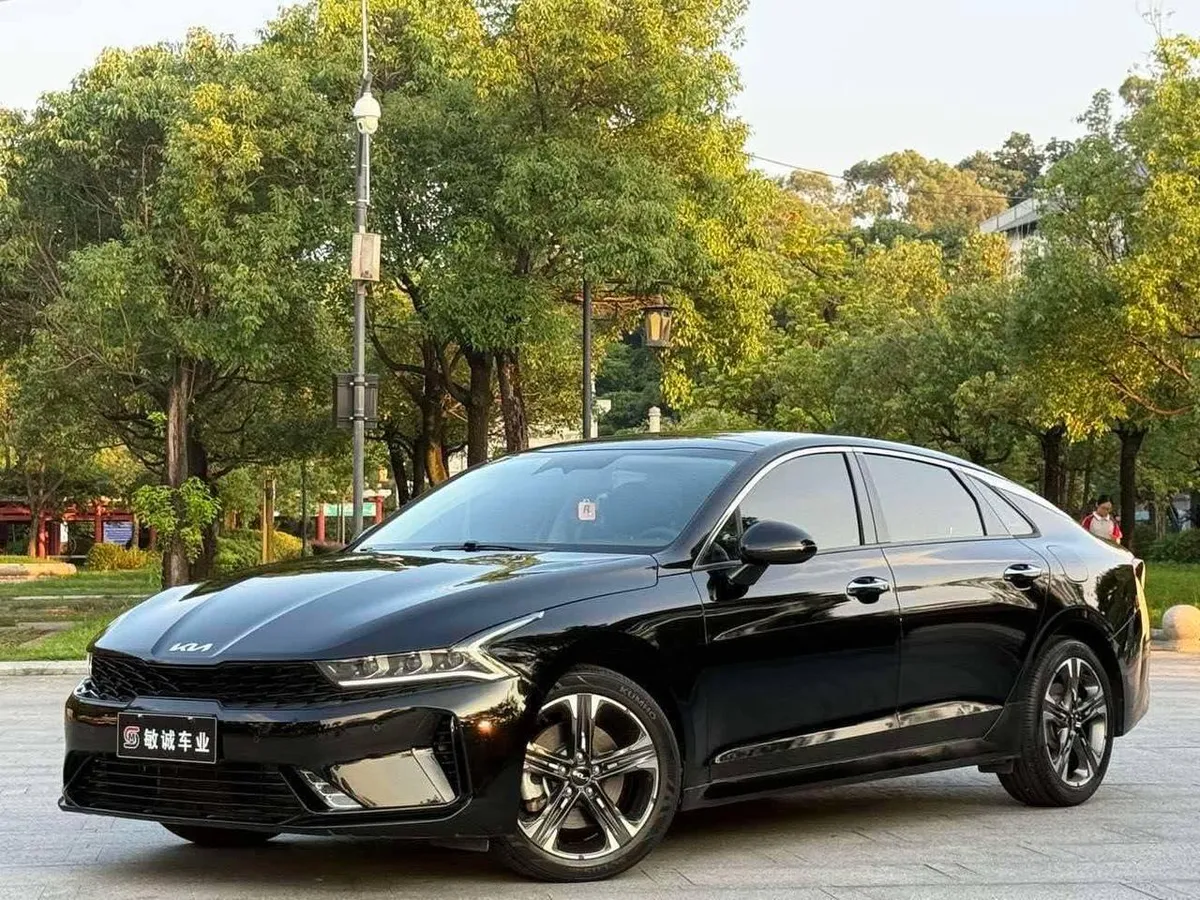 KIA K5 2021