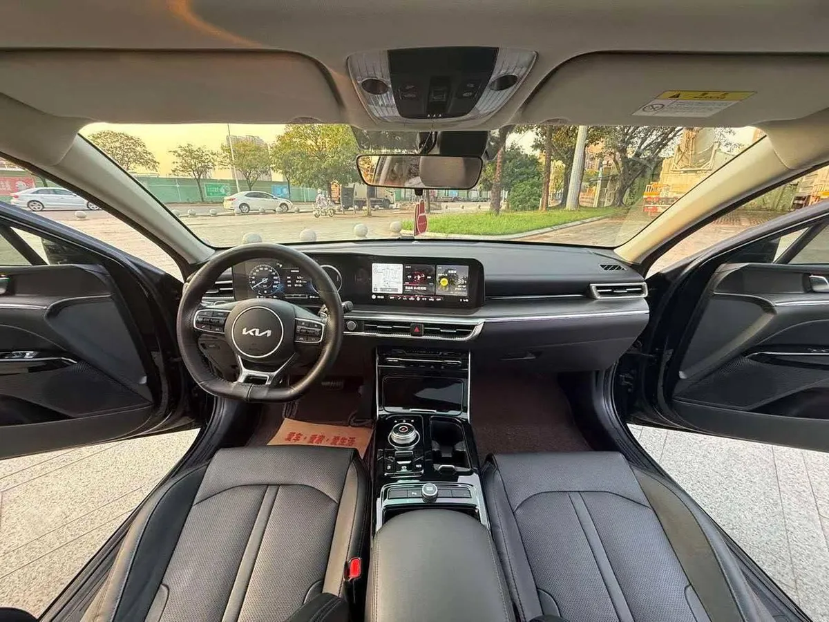KIA K5 2021