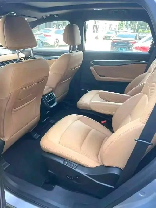 GEELY HAOYUE L 2025
