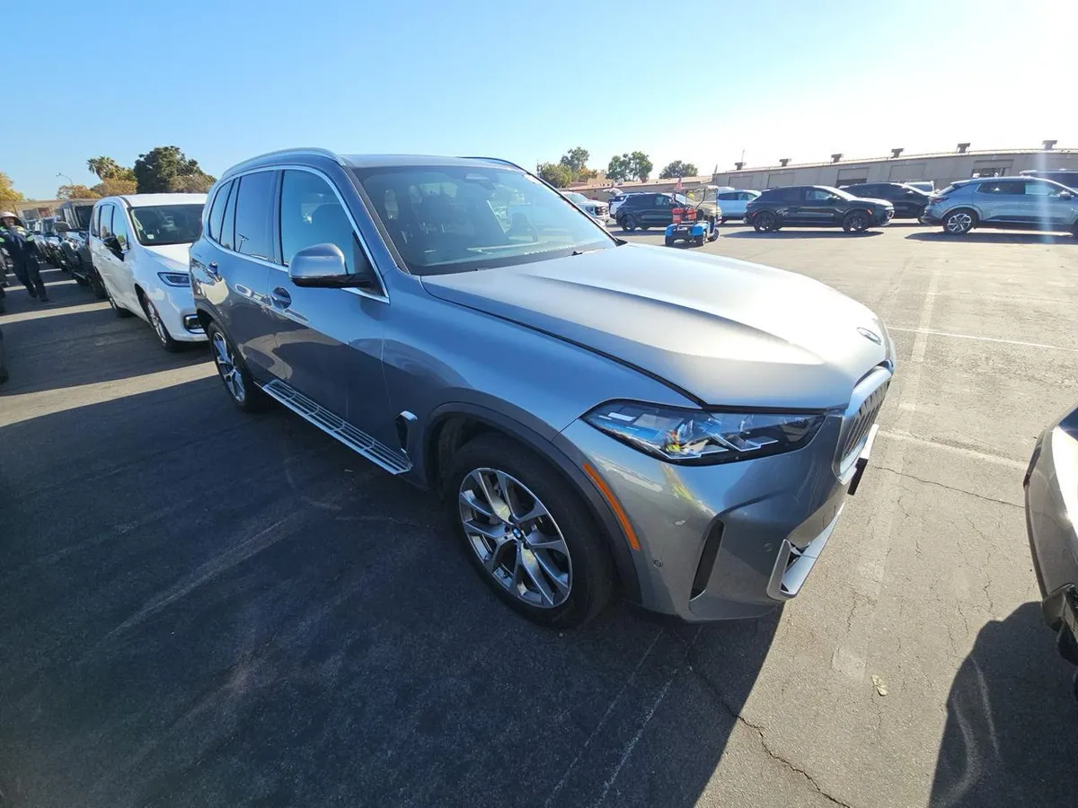 BMW X5 SPORTS ACTIVITY VEHICLE 2023