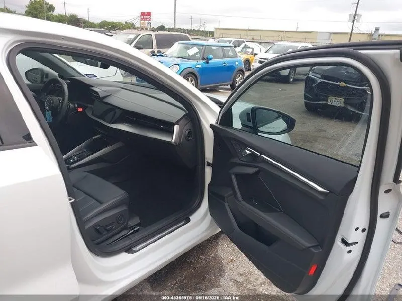 AUDI A3 PREMIUM 2023