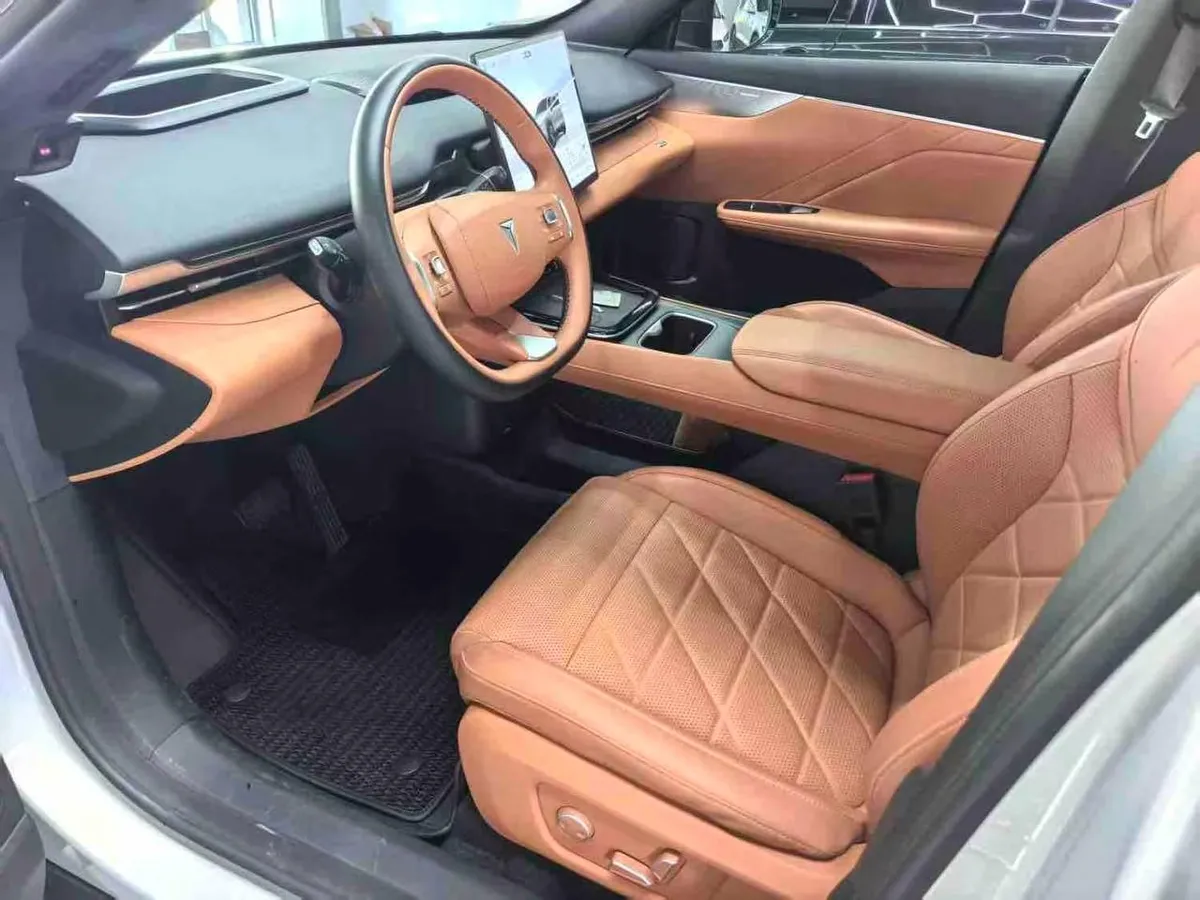 CHANGAN DEEP BLUE S05 200 2024