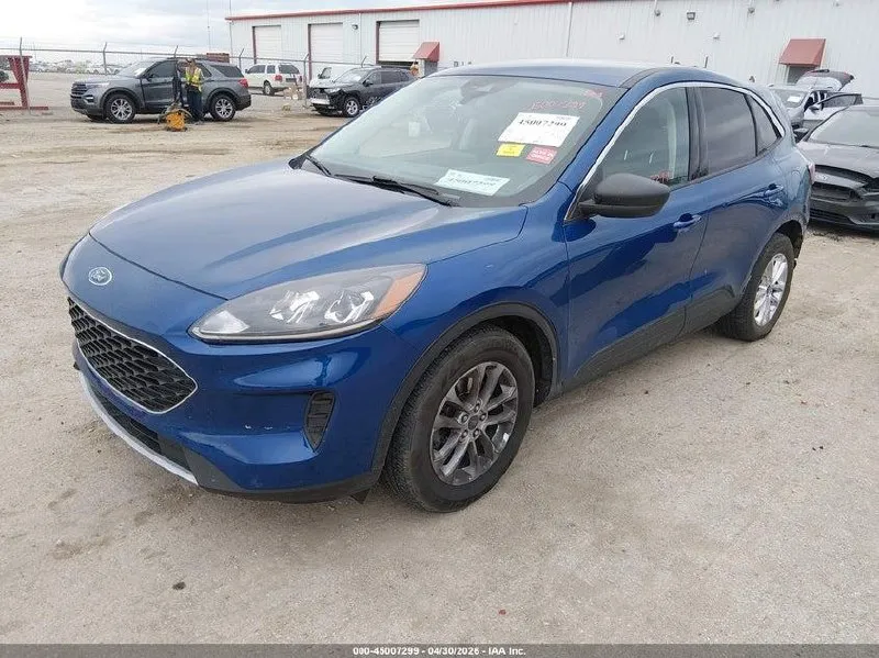 FORD ESCAPE SE 2022