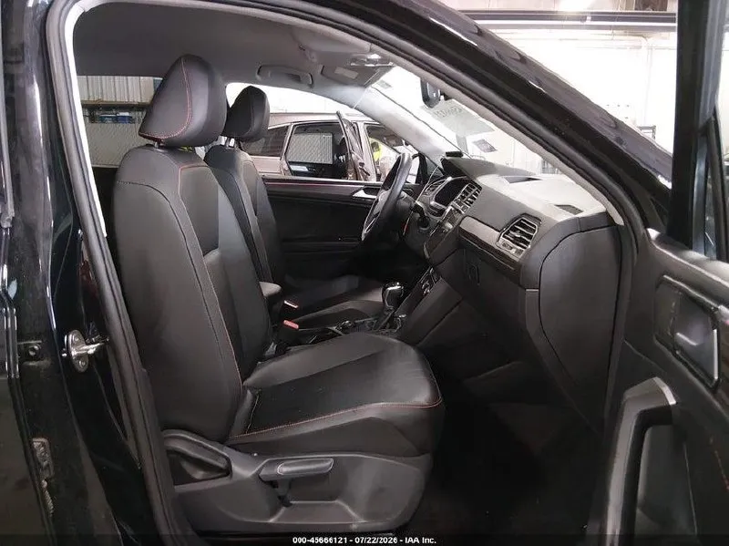 VOLKSWAGEN TIGUAN 2024