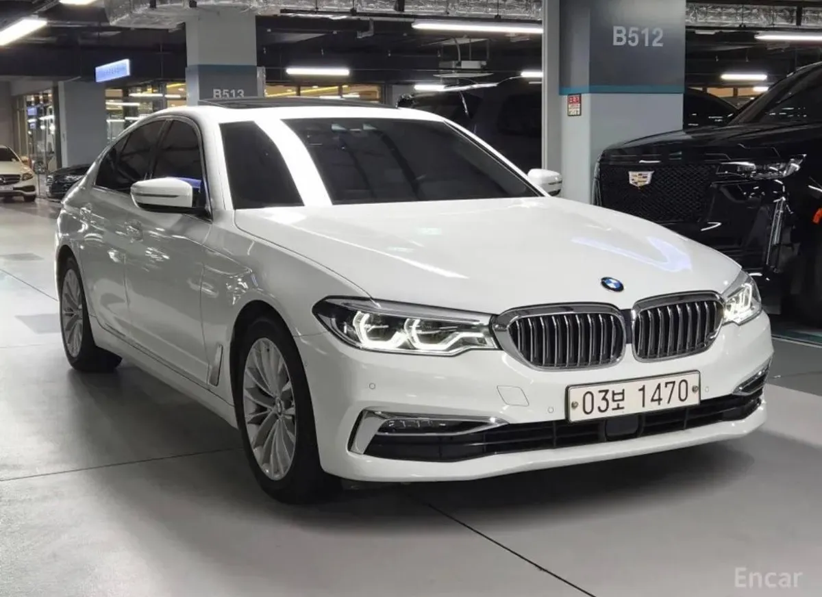 BMW 5 SERIES LUXURY 2019