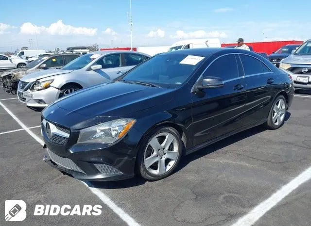 MERCEDES-BENZ CLA 250 2015
