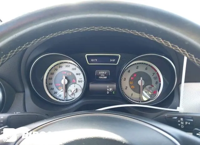 MERCEDES-BENZ CLA 250 2015
