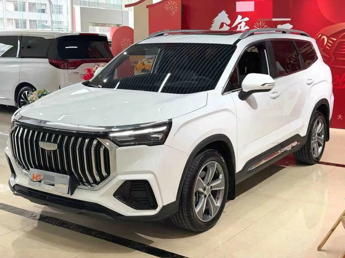 GEELY OKAVANGO 2024