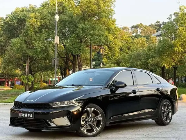 KIA K5 2021