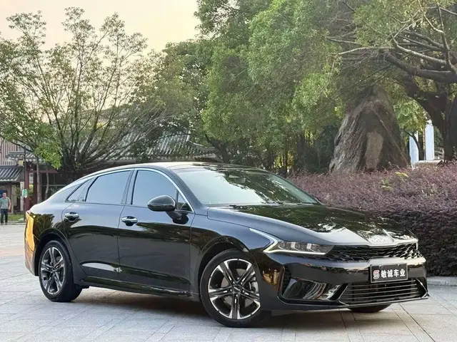 KIA K5 2021