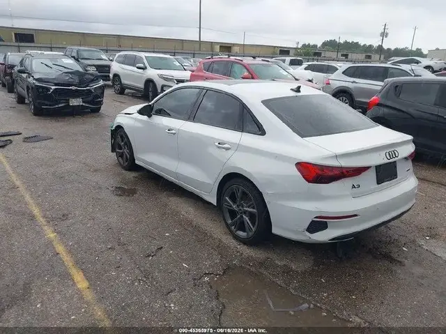 AUDI A3 PREMIUM 2023