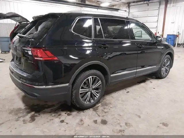 VOLKSWAGEN TIGUAN 2024