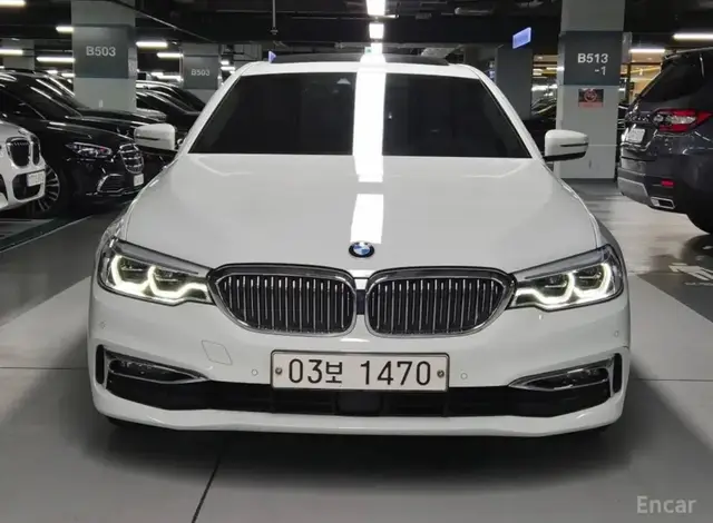 BMW 5 SERIES LUXURY 2019