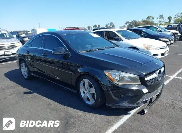 MERCEDES-BENZ CLA 250 2015