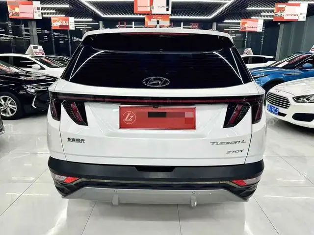 HYUNDAI TUCSON L DELUXE 2023