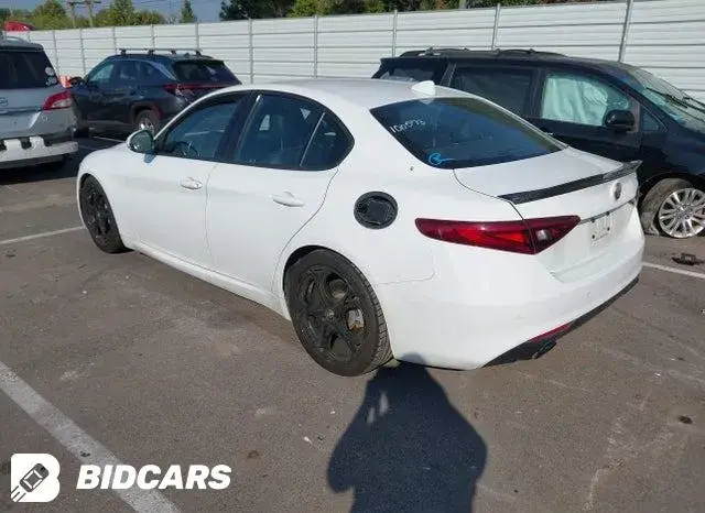ALFA ROMEO GIULIA SPRINT RWD 2022