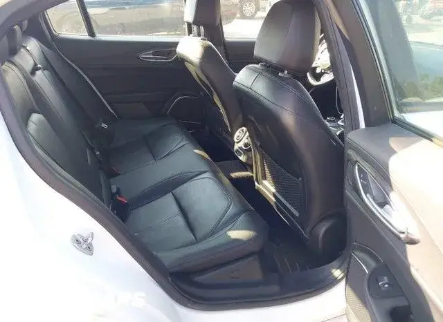 ALFA ROMEO GIULIA SPRINT RWD 2022