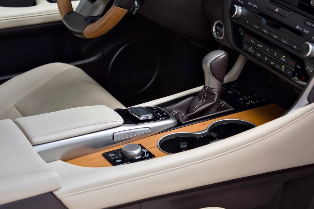 LEXUS RX 450H 2019