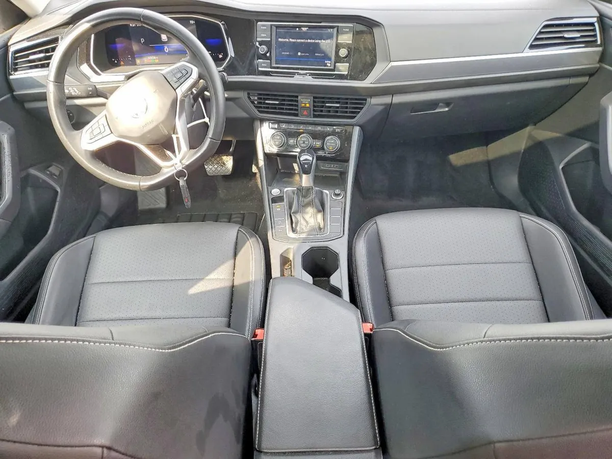VOLKSWAGEN JETTA SE 2021
