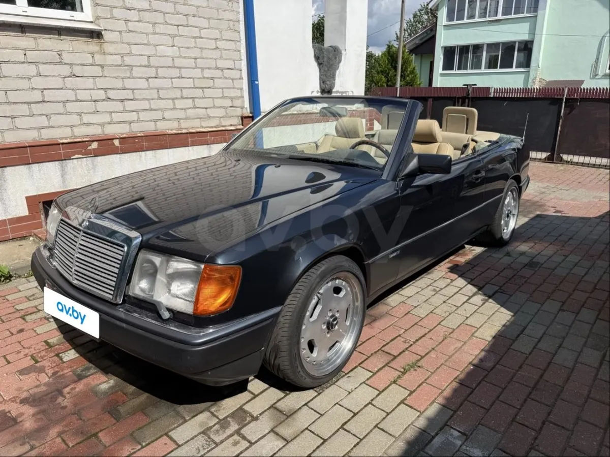 MERCEDES-BENZ C124 1993