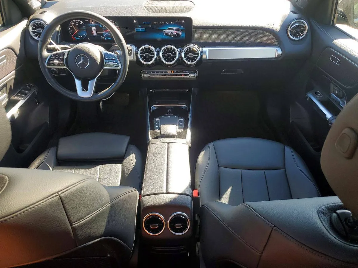 MERCEDES-BENZ GLB КАМЕРА ЗАДНЕГО ВИДА ПАРКТРОНИКИ КЛИМАТ КОНТРОЛЬ ПОДОГРЕВ ПЕРЕДНИХ СИДЕНИЙ ПАНОРАМНАЯ КРЫША LED ОПТИК 2022