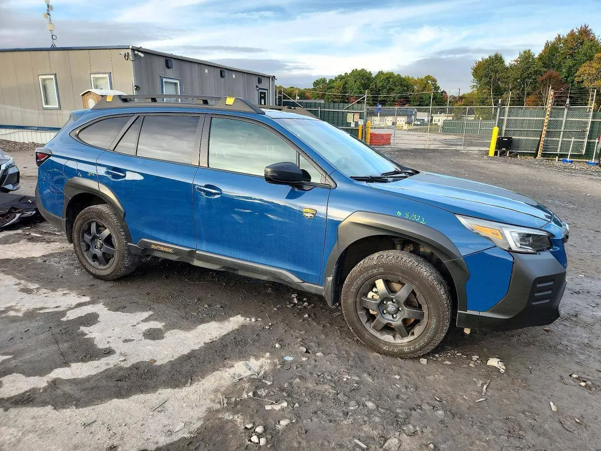 SUBARU OUTBACK WILDERNESS C 2022