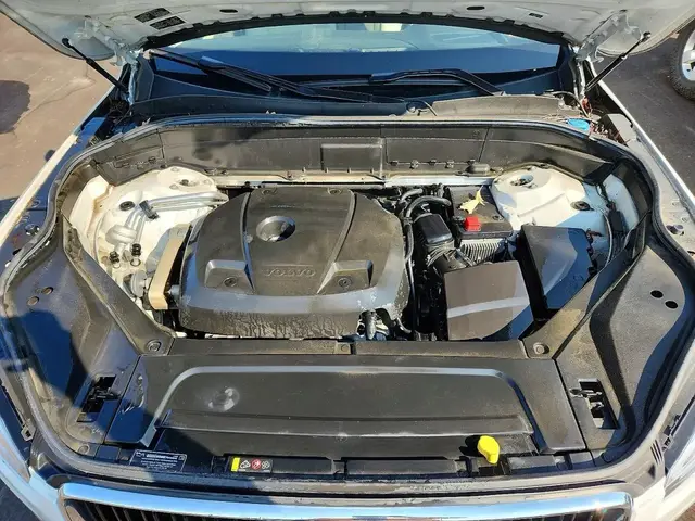 VOLVO XC90 2017