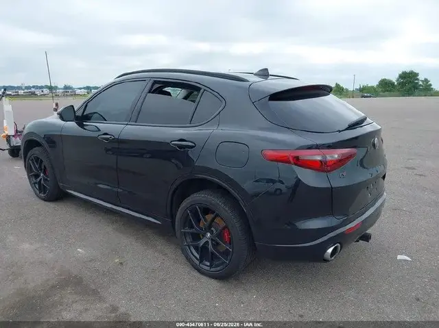 ALFA ROMEO STELVIO SPORT 2021