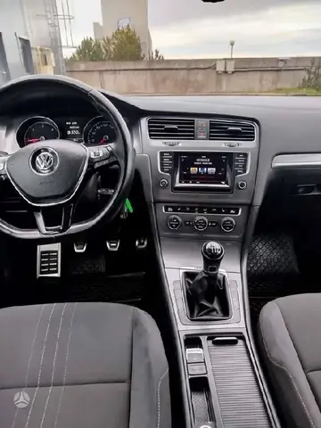 VOLKSWAGEN GOLF ALLTRACK 2015